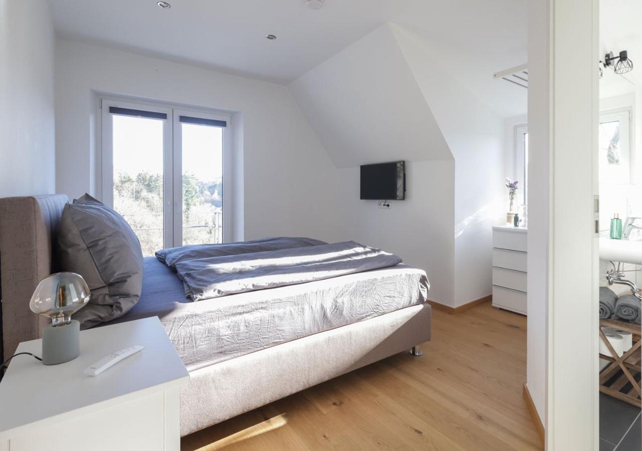 Doppelzimmer mit Balkon